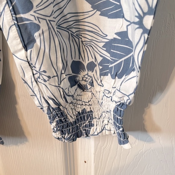 Ron Jon Tube Top & Jogger Outfit, Medium, Blue, White Palm print. 100% rayon - Picture 4 of 5